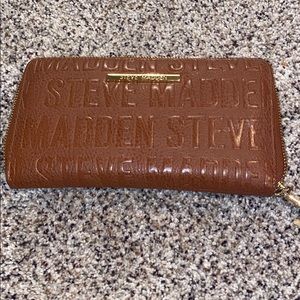 Steve Madden Wallet
